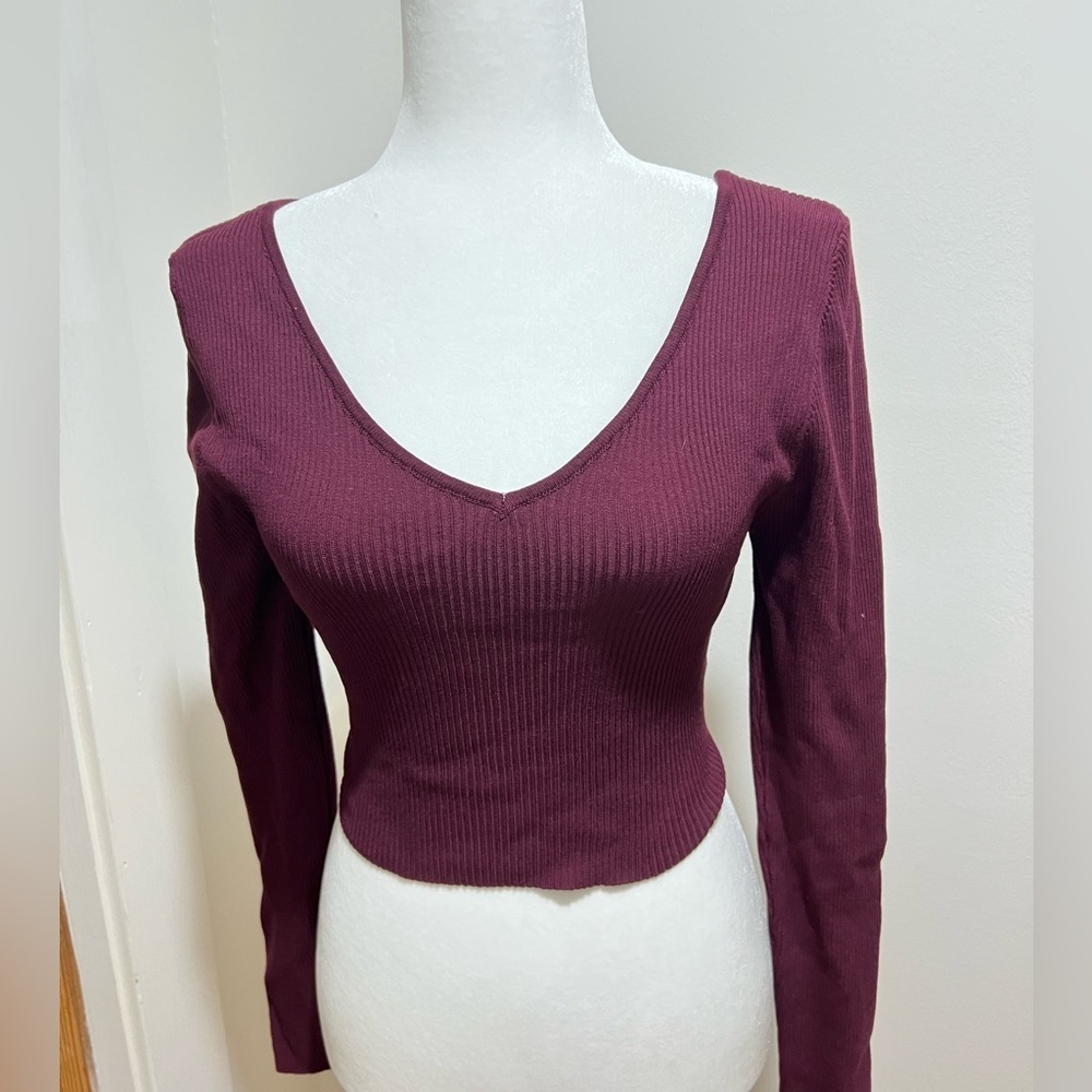 Love Tree Burgundy Double V Long Sleeve Ribbed Crop Top NWOT